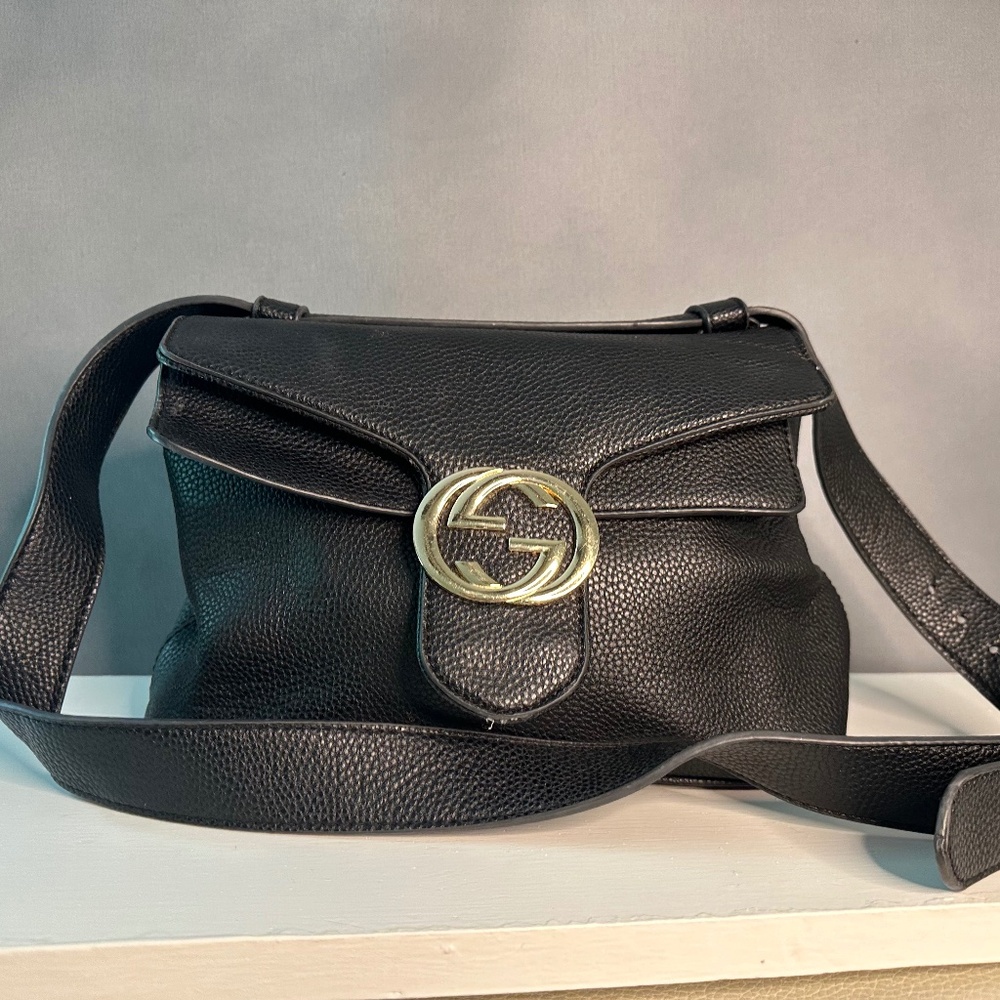 Gucci Shoulder Bag